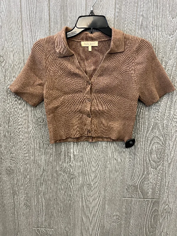 Top Short Sleeve By Clothes Mentor In Brown, Size: L